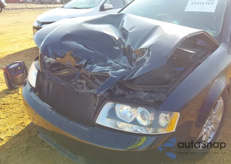 2002 Audi A4 3.0 Quattro из США, поврежденный, VIN WAULT68E82A310740